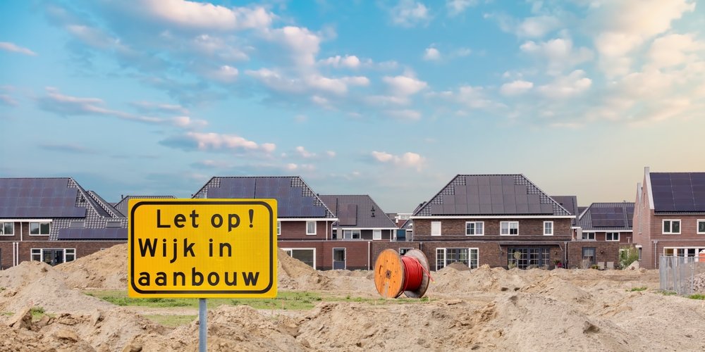 Renovlies voor nieuwbouw in Purmerend. Krijg 10% korting op het behangen en sauzen van wanden.